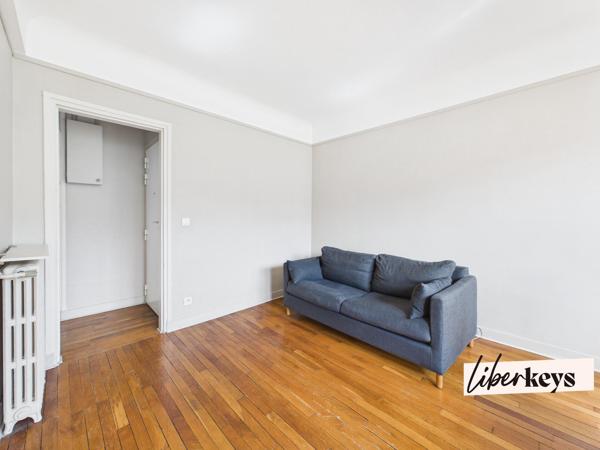 Charmant T2 traversant de 37 m² – Lumineux, au 5ᵉ étage avec ascenseur – Paris 11ᵉ (Voltaire)