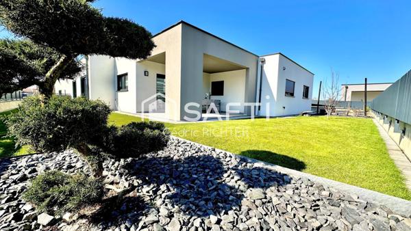 Rare à la vente : Maison d'architecte entièrement de plain pied avec sous-sol