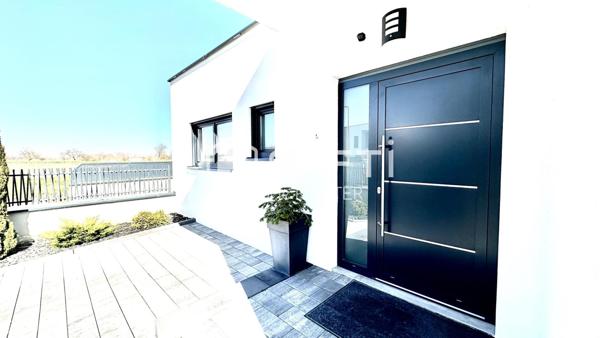 Rare à la vente : Maison d'architecte entièrement de plain pied avec sous-sol