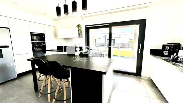 Rare à la vente : Maison d'architecte entièrement de plain pied avec sous-sol