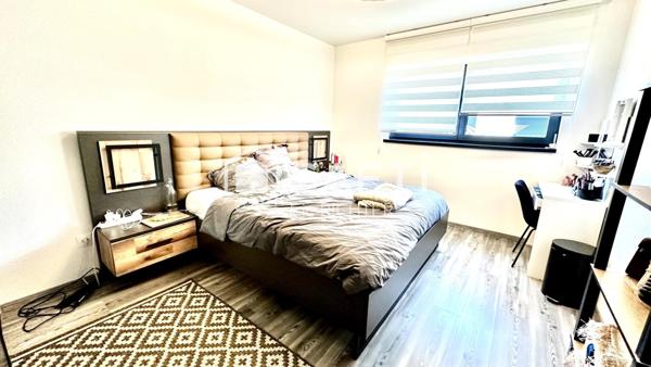 Rare à la vente : Maison d'architecte entièrement de plain pied avec sous-sol