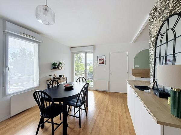 Nantes Grand-Clos - T2 meublé avec parking et balcon