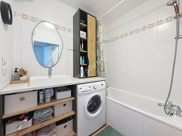Nantes Grand-Clos - T2 meublé avec parking et balcon