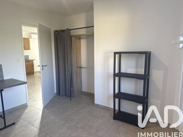 Location maison 3 pièces 80 m² Aramon