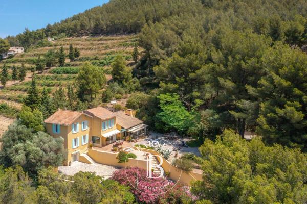 Cassis, Propriété 4 Chambres -  280 m² à vendre