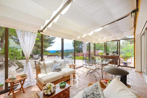Cassis, Propriété 4 Chambres -  280 m² à vendre