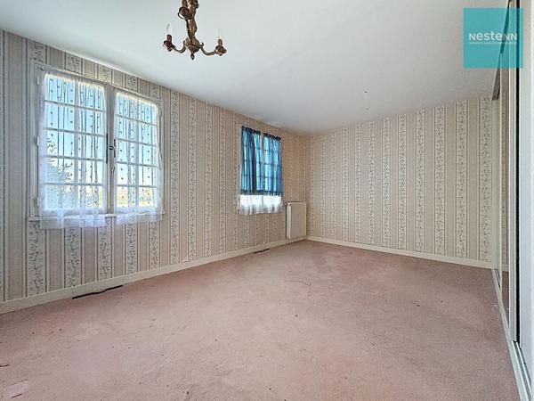 Amboise, maison traditionnelle 5 chambres sur 839m² de terrain.