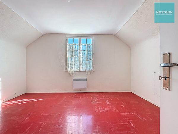 Amboise, maison traditionnelle 5 chambres sur 839m² de terrain.