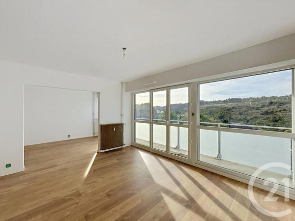 Appartement F4 à vendre  4 pièces - 82,08 m 2   DIJON  - 21