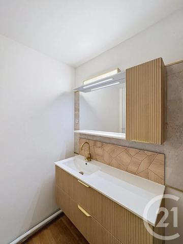 Appartement F4 à vendre  4 pièces - 82,08 m 2   DIJON  - 21