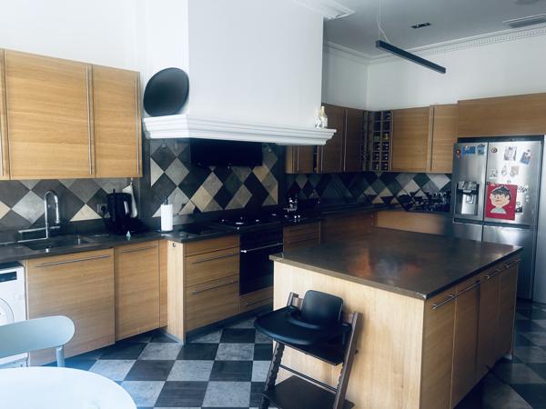 Appartement 3 pièces - 150 m² Bien prestige