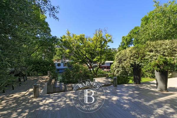 Issy-les-Moulineaux, Maison 4 Chambres -  253 m² à vendre