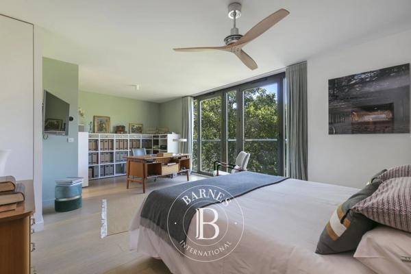 Issy-les-Moulineaux, Maison 4 Chambres -  253 m² à vendre