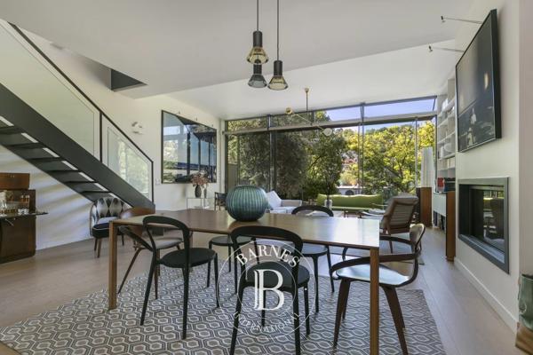 Issy-les-Moulineaux, Maison 4 Chambres -  253 m² à vendre