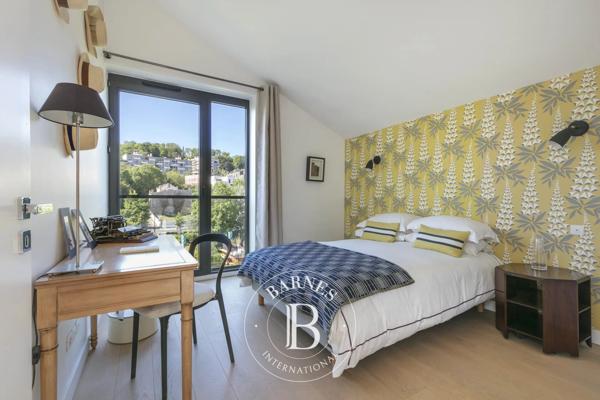 Issy-les-Moulineaux, Maison 4 Chambres -  253 m² à vendre