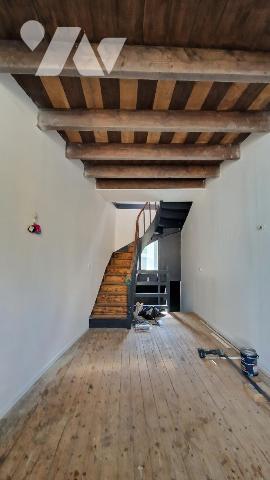 CENTRE VILLE-IMMEUBLE ENTIER MIXTE COMMERCE ET HABITATION