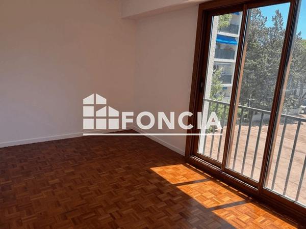 Location Appartement 4 pièces 70 m² - 19 CH DE CHATEAU GOMBERT Marseille 13013