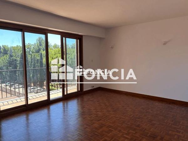 Location Appartement 4 pièces 70 m² - 19 CH DE CHATEAU GOMBERT Marseille 13013