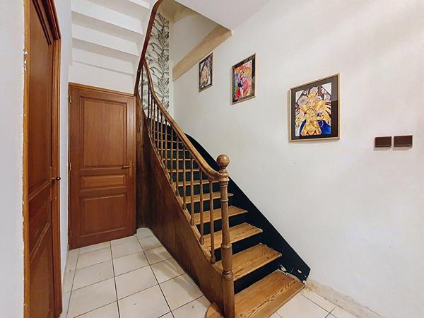 Maison sur le port à MARANS - 5 pièces, 3 chambres - Vendu Loué