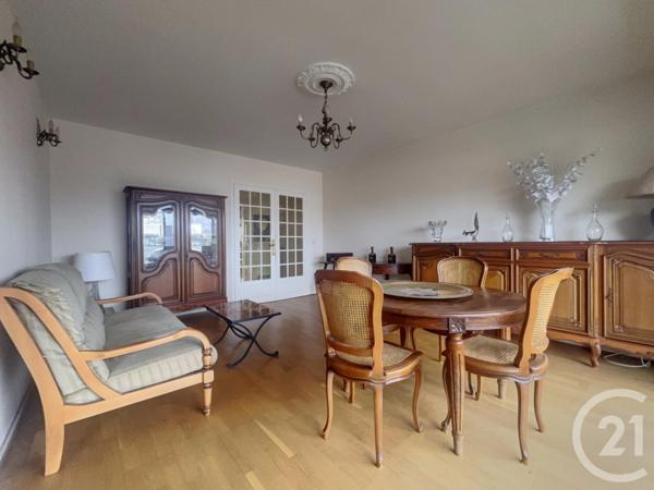 Appartement F3 à vendre  3 pièces - 74,33 m2 LE BOURGET - 93