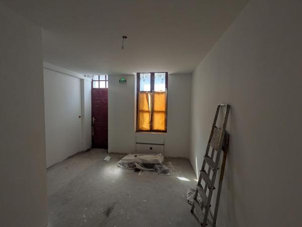 Ensemble immobilier divisible avec jardin et garage
