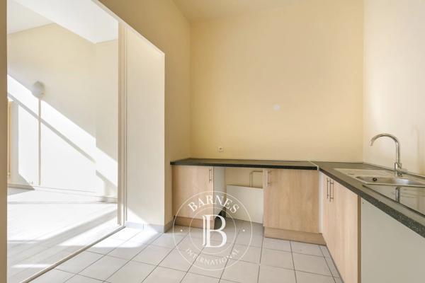 Courbevoie, Duplex 4 Chambres -  147 m² à vendre