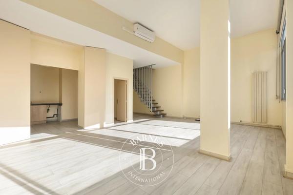 Courbevoie, Duplex 4 Chambres -  147 m² à vendre