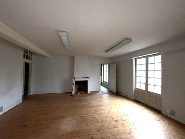 Maison coeur de ville de Baugé 173 m2