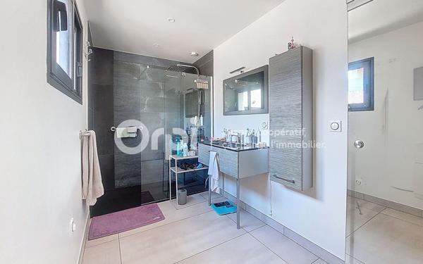 Maison à vendre    5 pièces • 139,63 m2 Gilly-sur-Isère