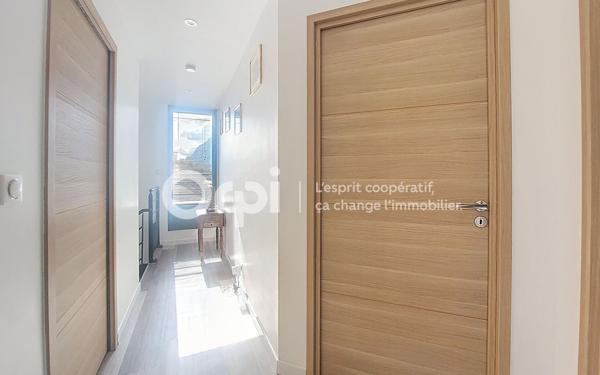 Maison à vendre    5 pièces • 139,63 m2 Gilly-sur-Isère