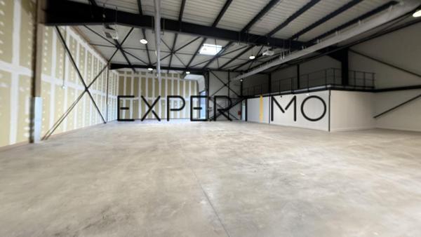 Colombier-Saugnieu (69124) Location Locaux d’Activités Neufs (LYON EST) – De 523 m² à 927 m² – À 10 min de l’Aéroport Lyon-Saint-Exupéry