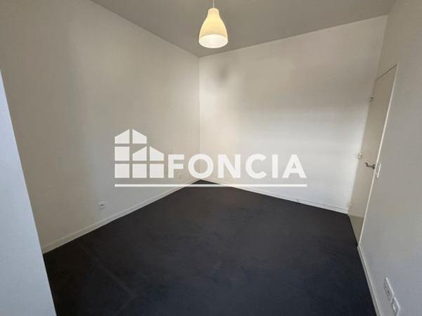 Location Appartement 2 pièces 49.37 m² - 12 14 16 RUE ETIENNE DOLET Cachan 94230