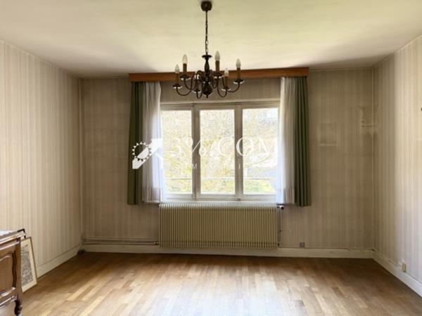 Maison 6 pièce(s) 3 chambre(s) 111 m²