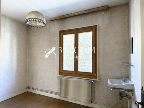 Maison 6 pièce(s) 3 chambre(s) 111 m²