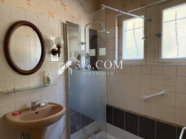 Maison 6 pièce(s) 3 chambre(s) 111 m²