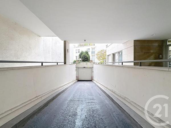 Parking à vendre  11,04 m2 PARIS - 75012