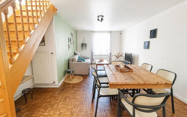 Immeuble à vendre    5 pièces •  Nogent-l'Artaud