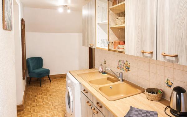 Immeuble à vendre    5 pièces •  Nogent-l'Artaud