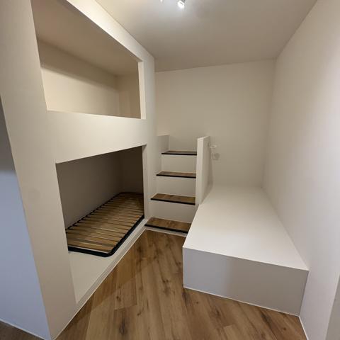 Appartement
         3 pièces
        - 61 m² Exclusivité 117 000 € *