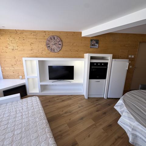 Appartement
         3 pièces
        - 61 m² Exclusivité 117 000 € *