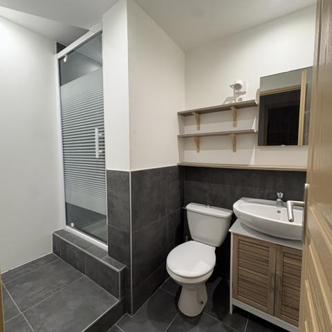 Appartement
         3 pièces
        - 61 m² Exclusivité 117 000 € *