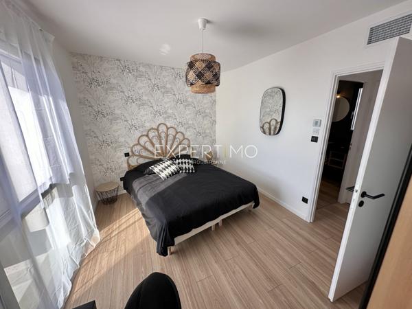 Carqueiranne (83320) Villa neuve avec superbes prestations dans un secteur résidentiel calme