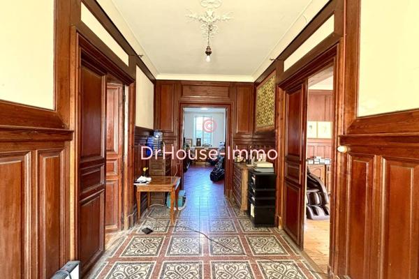 Bien immobilier à vendre 30 pièces de 665 m²