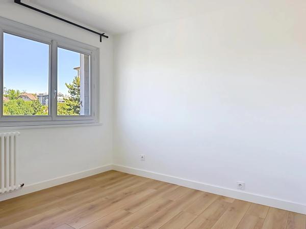 NOUVEAUTÉ – T4 de 80 m² rénové avec vue sur le Salève ANNEMASSE (74)