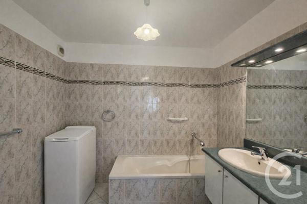 Appartement T4 à vendre  4 pièces - 88,27 m2 AIX LES BAINS - 73