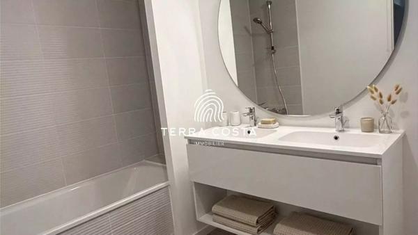 Appartement T5 dernier etage plein sud en lisiere foret