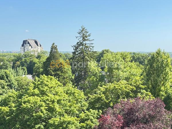 Vente
                Appartement72,7 m² - 3 Pièces -
                    ORLEANS (45000)