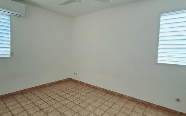 Appartement à louer    3 pièces •  Sainte-Rose