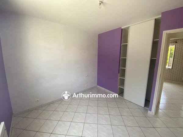 Vente                                                      Maison
                        
                     3 pièces                      69 m2                     à Matha