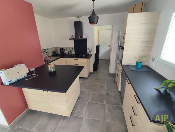 Maison à louer Montaigu : 3 pièces, 70m² avec 2 chambre(s) à 815€ - AJP Immobilier Montaigu